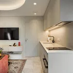 Butas Silence Of Uzupis - Self Check In *