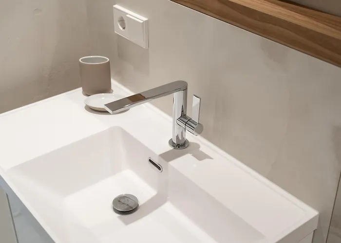 Silence Of Uzupis - Self Check In Vilnius