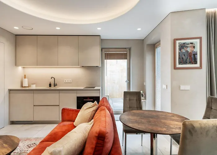 Silence Of Uzupis - Self Check In Vilnius