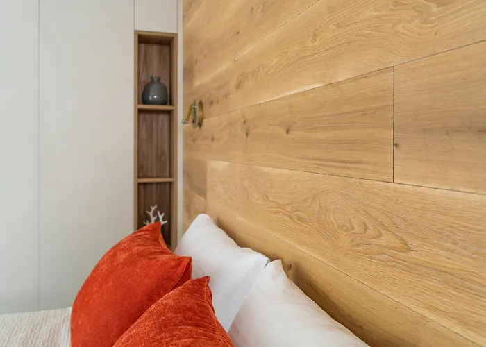 Silence Of Uzupis - Self Check In *