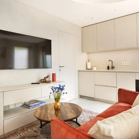 Silence Of Uzupis - Self Check In *