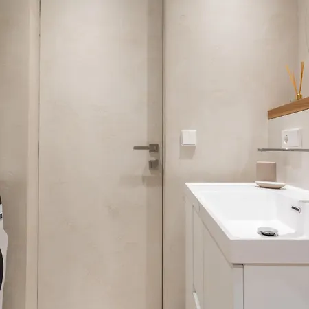 Silence Of Uzupis - Self Check In Appartement Vilnius