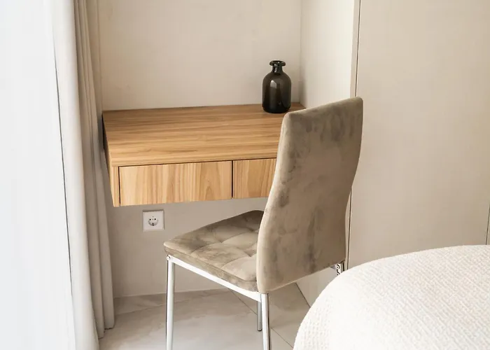 Silence Of Uzupis - Self Check In Apartment